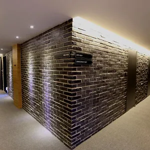 8 Seoul