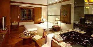 Grand Mercure Imperial Palace Soul 5*,